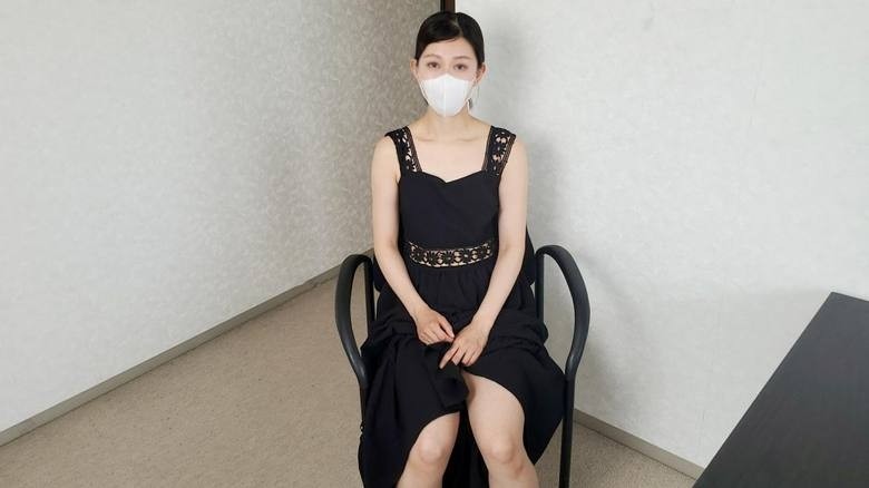 FC2-PPV-4503644 Một người đẹp mảnh mai siêu nghiêm túc sex không che